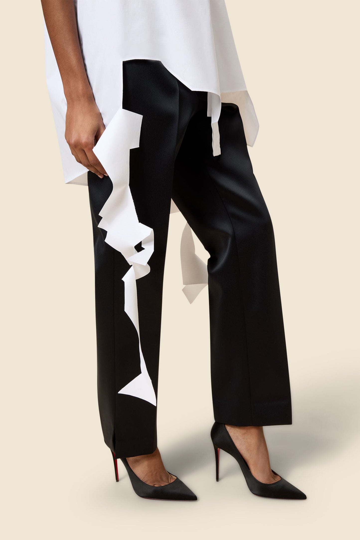 SLEEVELESS POPLIN SHIRT