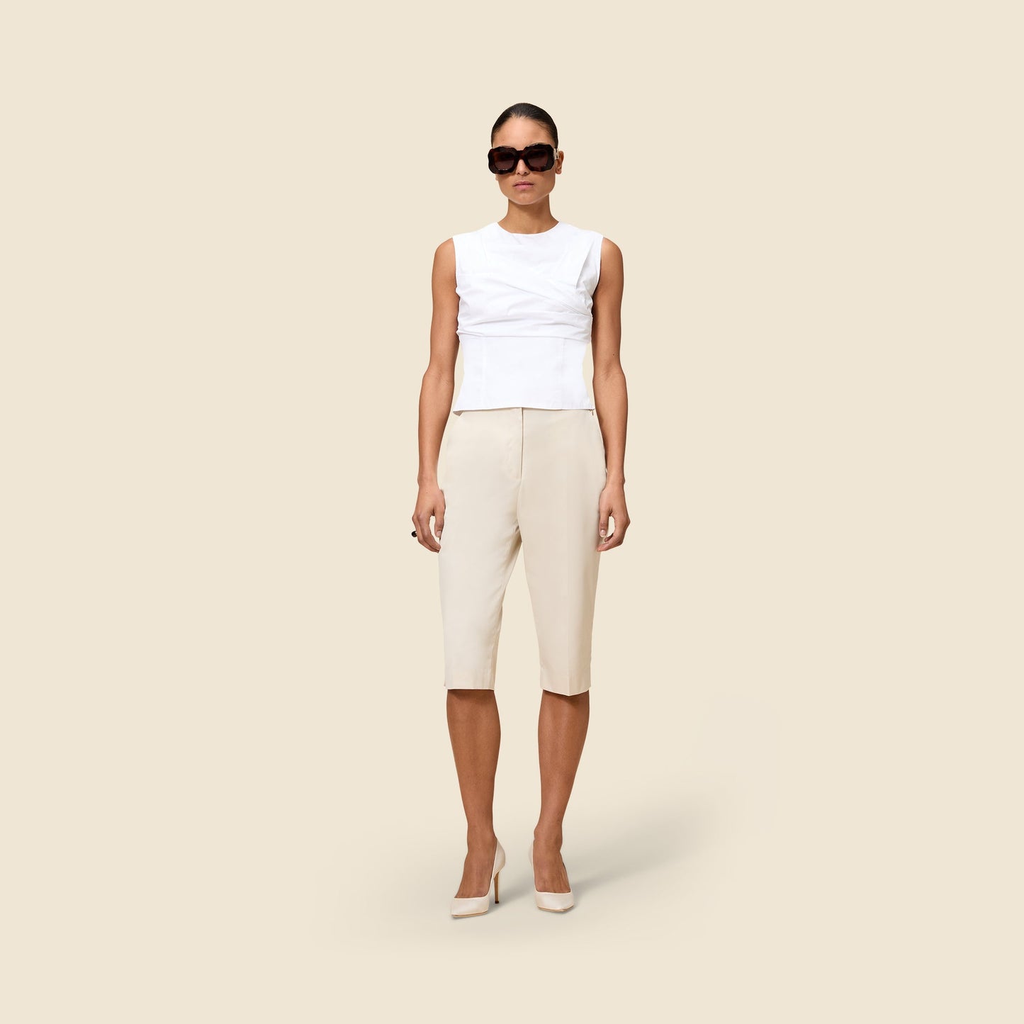CIGARETTE GABARDINE CAPRI TROUSERS