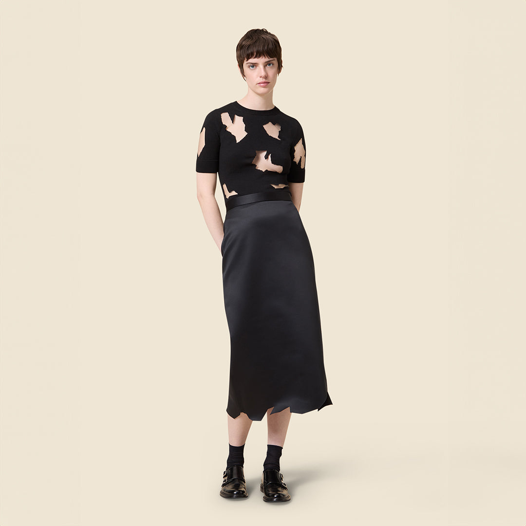 HEM CUT SATIN SKIRT